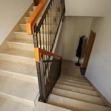127-2 Apartmán *